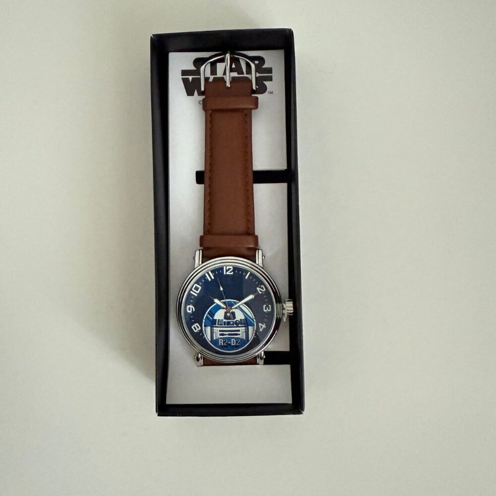 NWT - Star Wars Adult Vintage Analog Quartz Watch - Picture 3 of 16